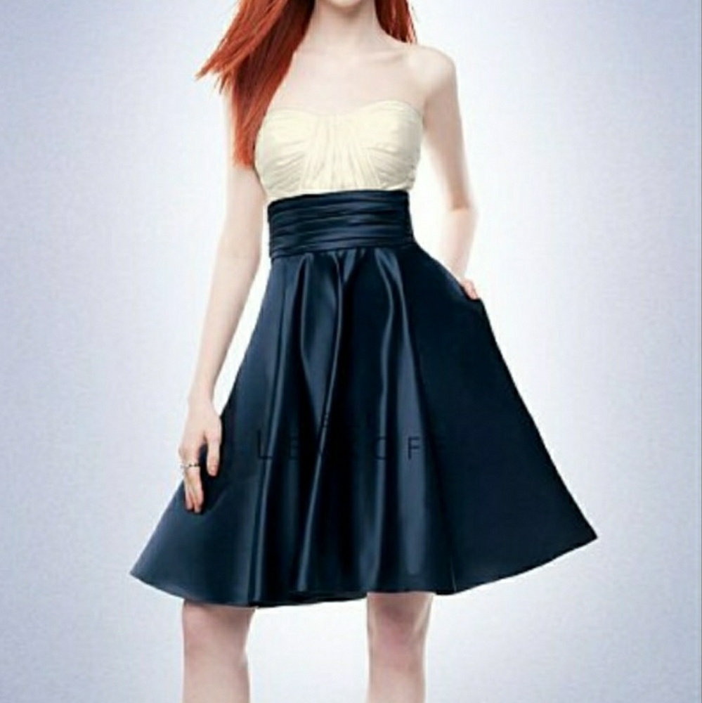 Bill Levkoff Navy & White Satin Strapless A Line Cocktail Dress Size 8